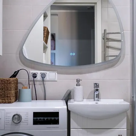 Stylish Near To Citycenter And  *